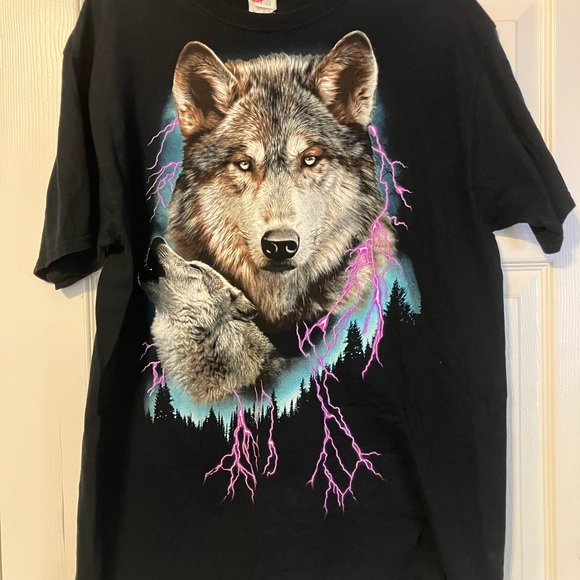 Fruit of the Loom Other - Vintage Wolf Lightning Fruit of the Loom Men’s Size L Shirt 90s Y2K Thunder